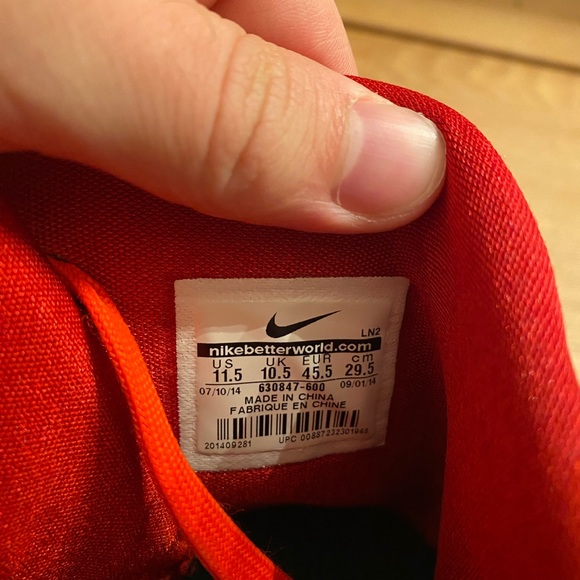 Nike Kobe 9 Elite “Christmas” - Size 11.5 US NO BOX (Lightly Used/Like New) - Picture 6 of 7